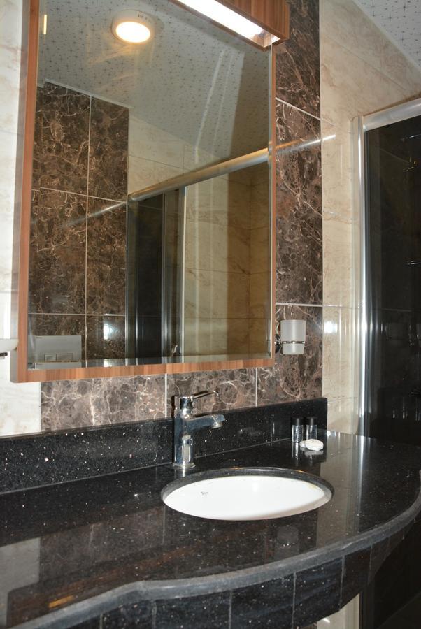 Monk Boutique Hotel Kemer Luaran gambar